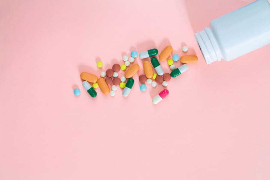 妊娠中のサプリメントや薬について